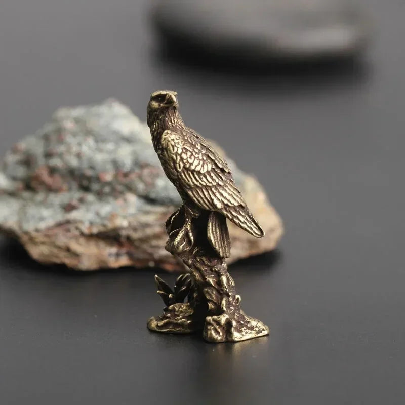 Eagle Statue Miniature Sculpture Handmade Crafts Ornament Vintage Copper Bird Figurine For Interior Home Desk Animal