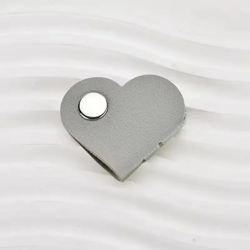 Multifunctional PU Leather Phone Data Cable Organizer Data Storage Heart-shaped Cable Clip Hub Wired Headphone Winding