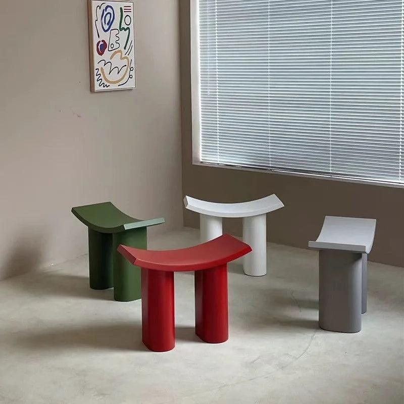 Nordic Dumbo shoe changing stool Internet celebrity plastic children’s stool home door low stool entry light luxury