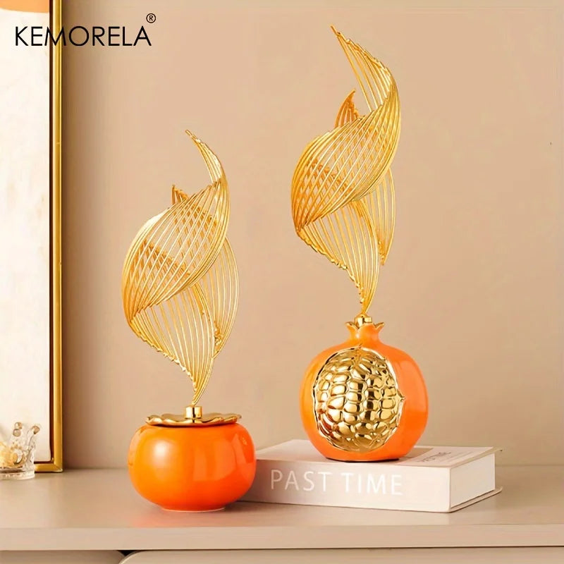 Ceramic Statue Nordic Creative Light Luxury Living Room Decoration Sculptures and Figurines Office Desk Accessories