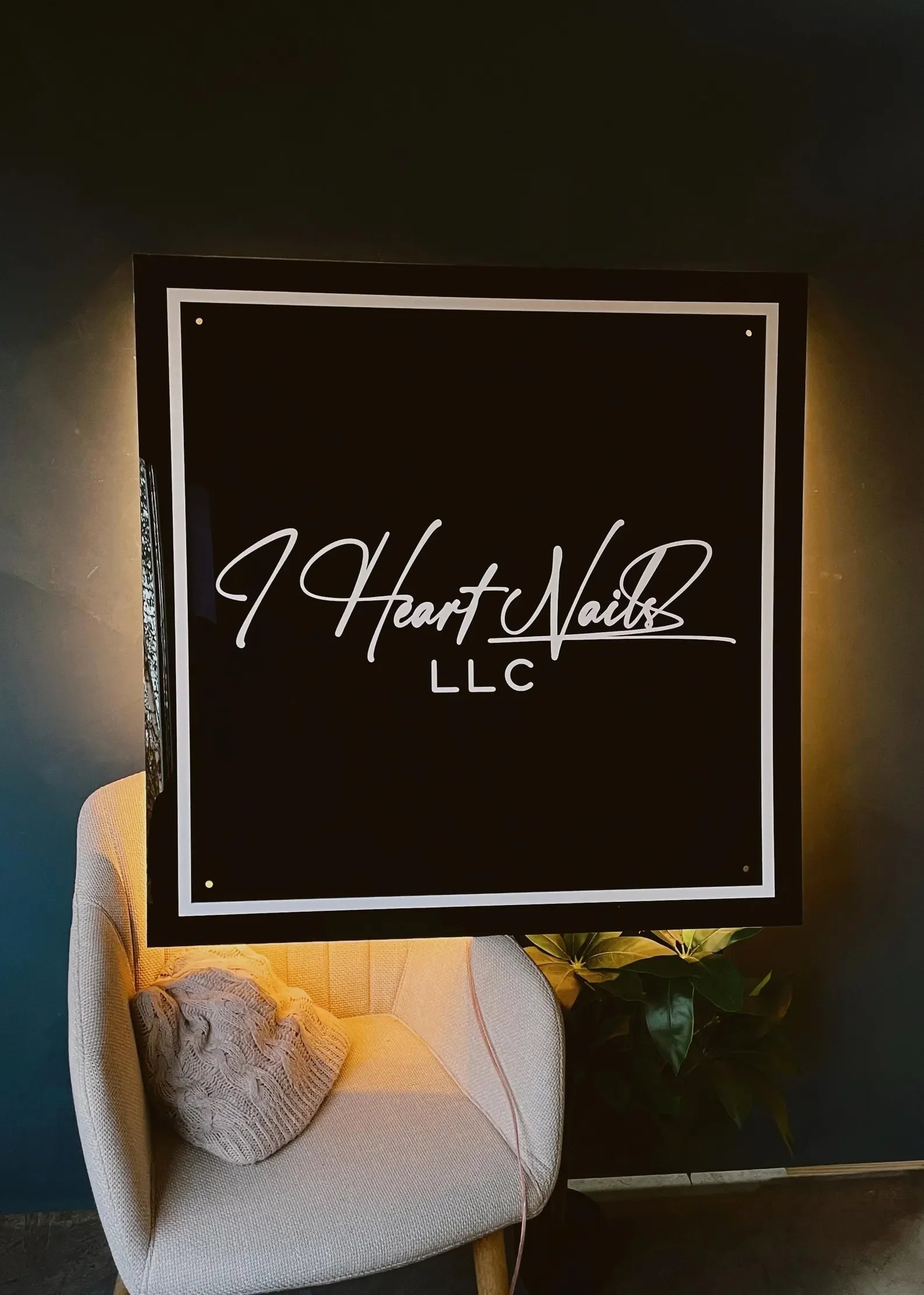 Custom Business Logo LED Sign Backlit Acrylic 3D Rectangle Wall Decor for Beauty Salon Office Company Logo Lighting