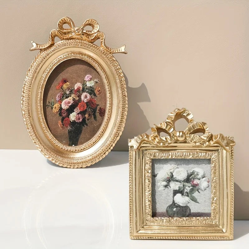 Vintage Photo Frames - Antique Golden Oval Carved Photo Frames for Wedding Home or Office Desktop/Wall Decoration