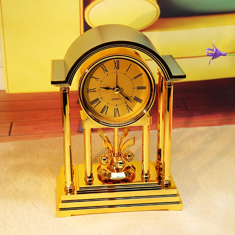 Vintage Table Clock with Quartz Movement Antique Style Desk Alarm Clock for Home Décor Bedroom Bookshelf Office Battery