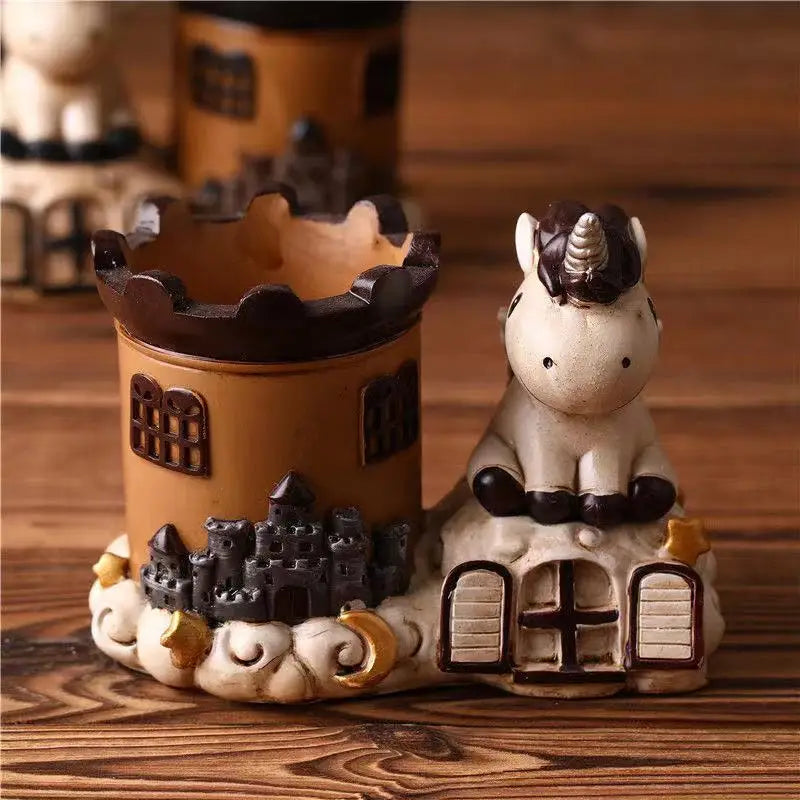 Creative ins unicorn cartoon cute primary and secondary school students pen holder resin gift birthday gift for boys