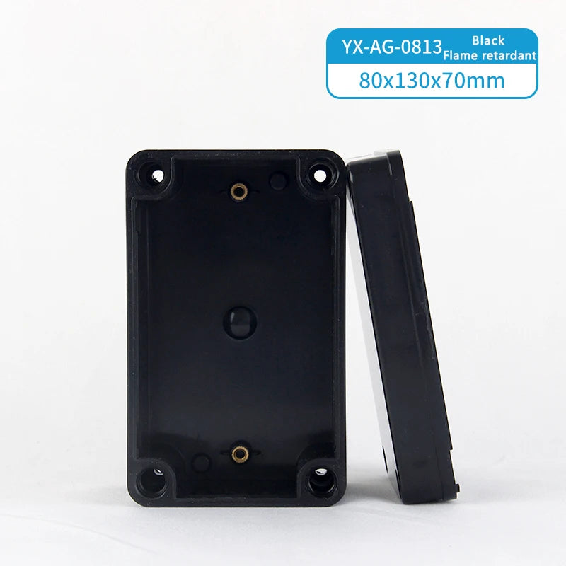 Flame-retardant and waterproof junction box for outdoor use with terminals exposed installation for outdoor cables