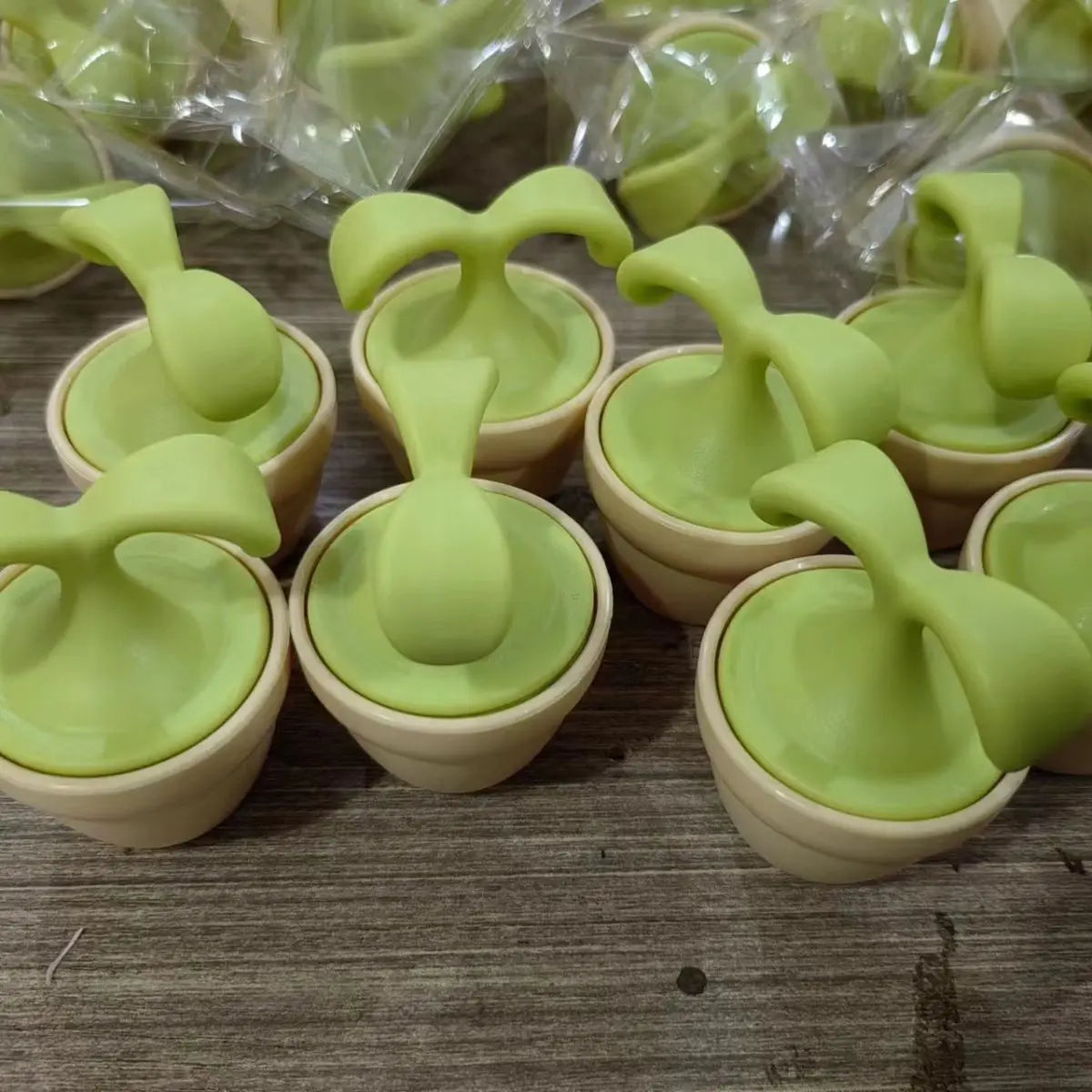 flower-pot-massage-cute-flower-seedling-massager-eye-cream-compress-massage-with-roller-steal-ball-for-musclerelexation