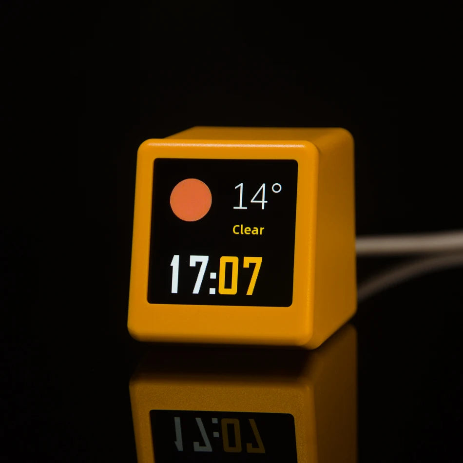 geekmagic-ultra-smart-wifi-weather-forecast-station-bed-clock-for-desktop-decoration-photo-album-with-gif-animation