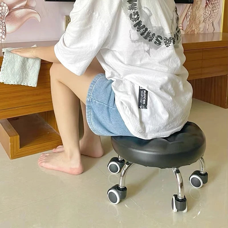 Household wheeled floor-cleaning chairs wheeled seam sealing stools low stools rotating nail and pedicure round stools