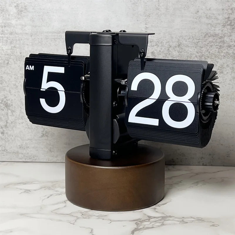 Automatically Flipping Clock with Time Page Turning.Full of Sense of Technology.For Home Decoration.Battery Included