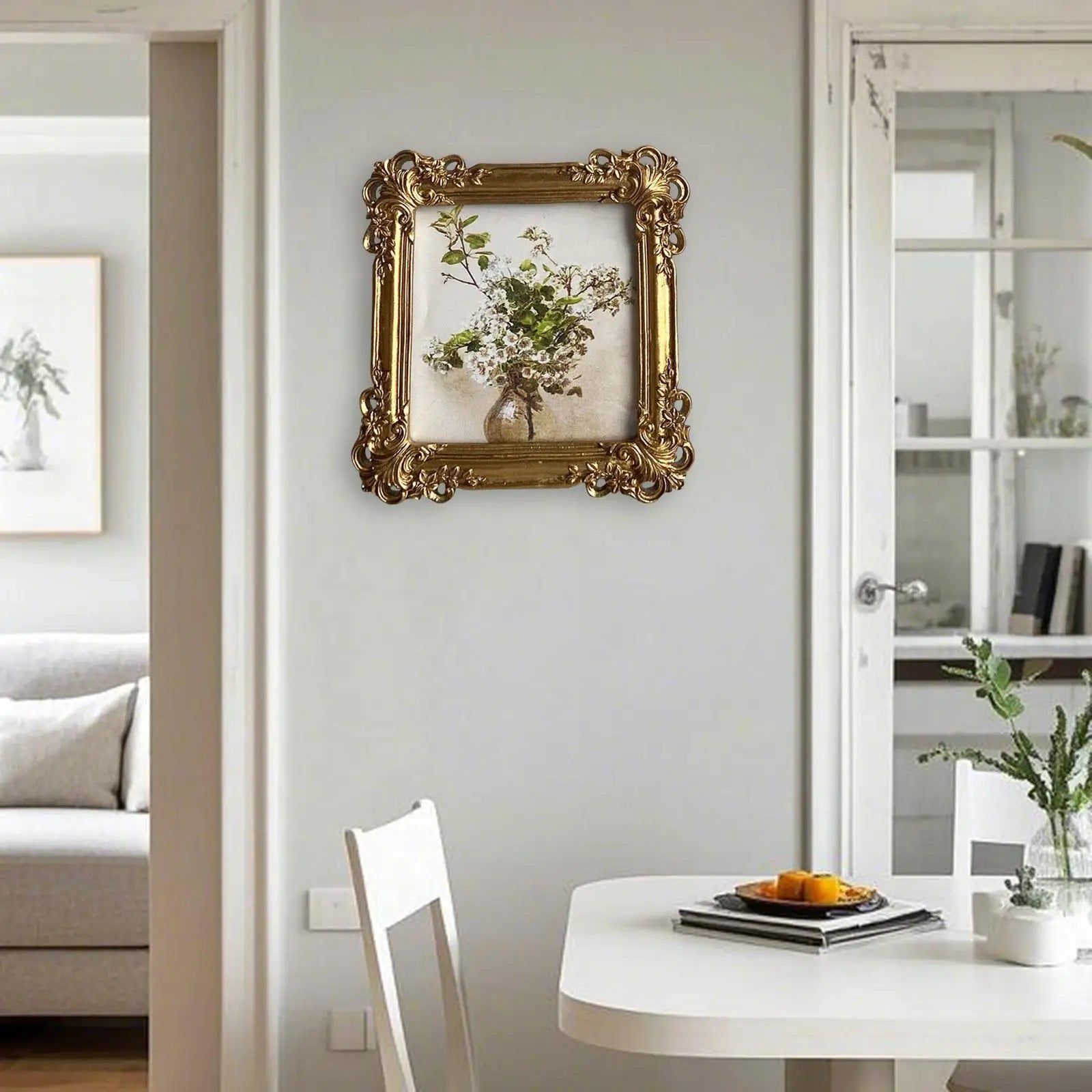 Vintage Picture Frame Photo Holder Floral Design Ornament Home Decor Photo Frame for Table Library Book Shop Bedroom