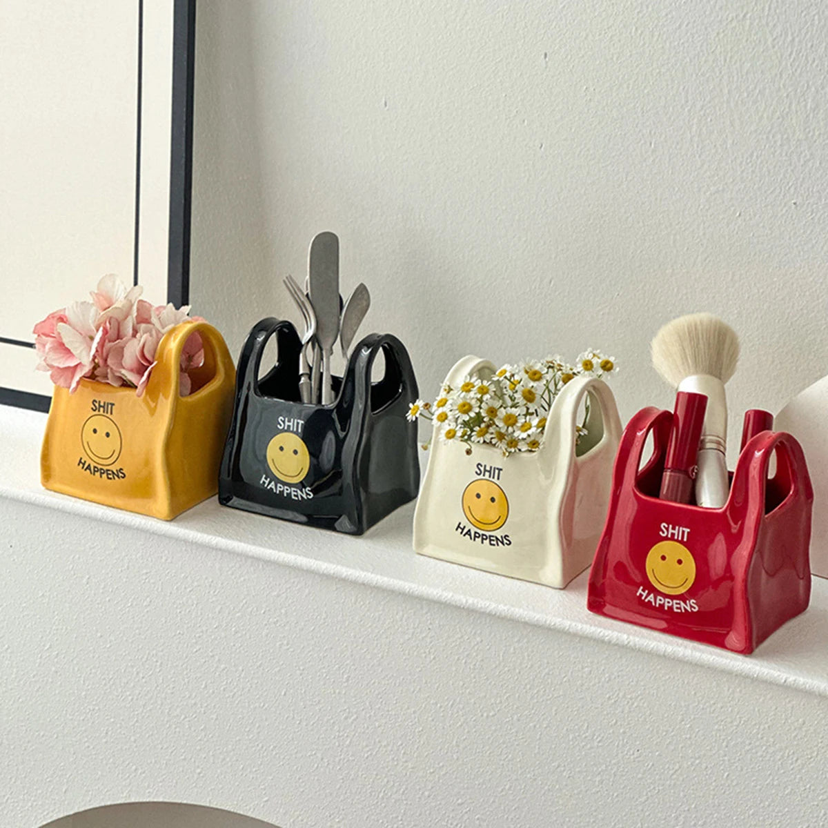 Creative Ceramic Pen Holder Organizer Desktop Storage Pot for Stationery Makeup Brushes Remote Control Cute Decorative
