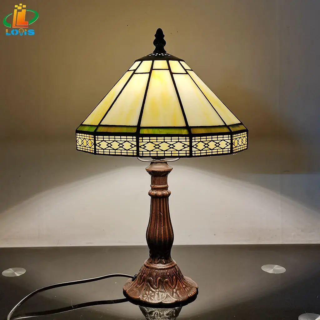 22CM Minimalist European Geometric Small Table Lamp Tiffany Style Living Room Bar Decoration Office Desk Glass Lighting