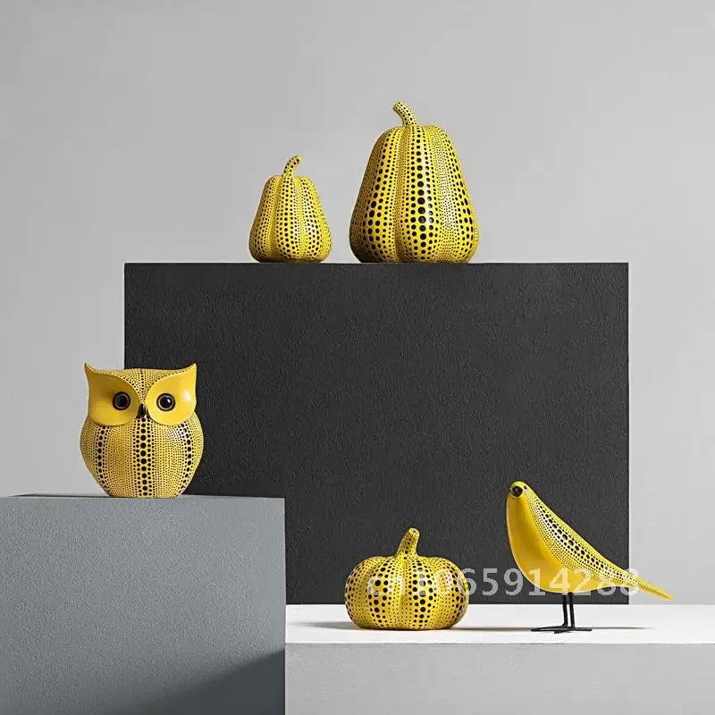 Pumpkin Polka Yayoi Ornaments Modern Sculpture Kusama Dot Owl Art Interior Wedding Christmas Arts Home Bird Decoration