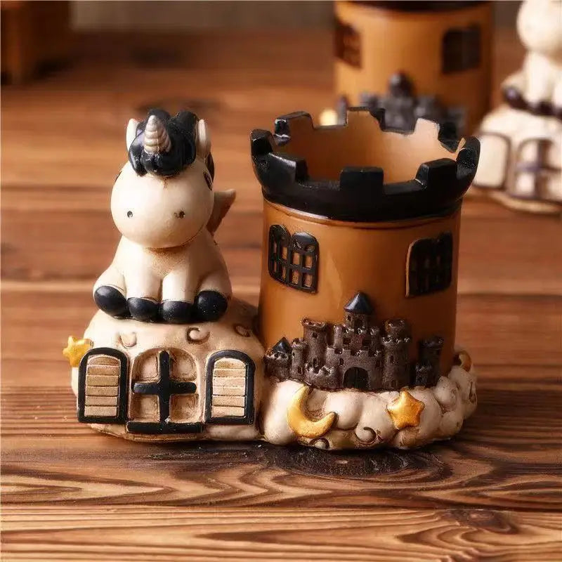 Creative ins unicorn cartoon cute primary and secondary school students pen holder resin gift birthday gift for boys